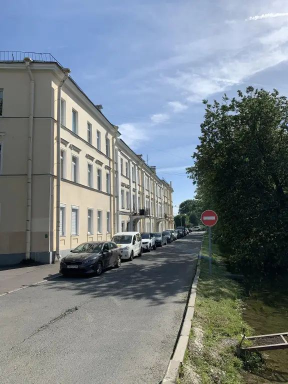 Петергоф: Квартира на Краснопрудском переулке