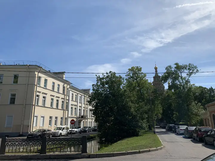 Петергоф: Квартира на Краснопрудском переулке