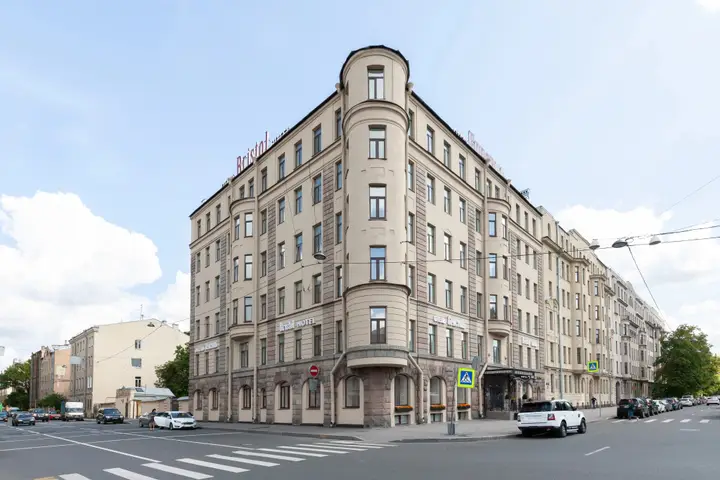 Санкт-Петербург: Отель Бристоль