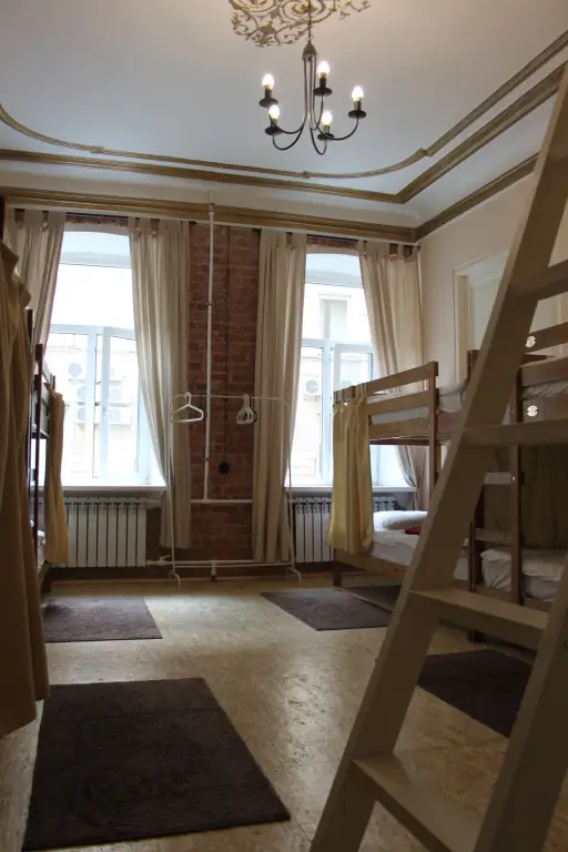 Санкт-Петербург: Меблированные комнаты Old Flat  на 1-ой Советской