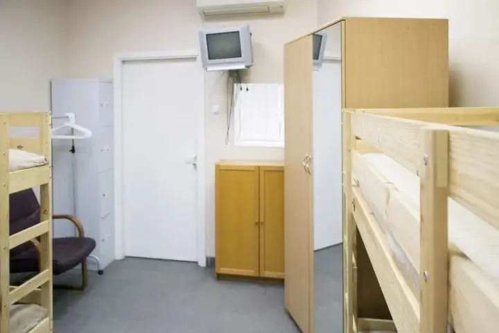 Санкт-Петербург: Меблированные комнаты Old Flat на Некрасова