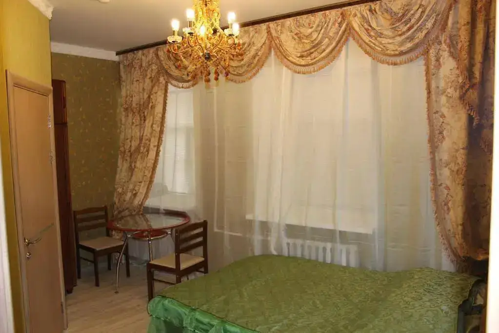 Санкт-Петербург: Inn Dostoevskiy