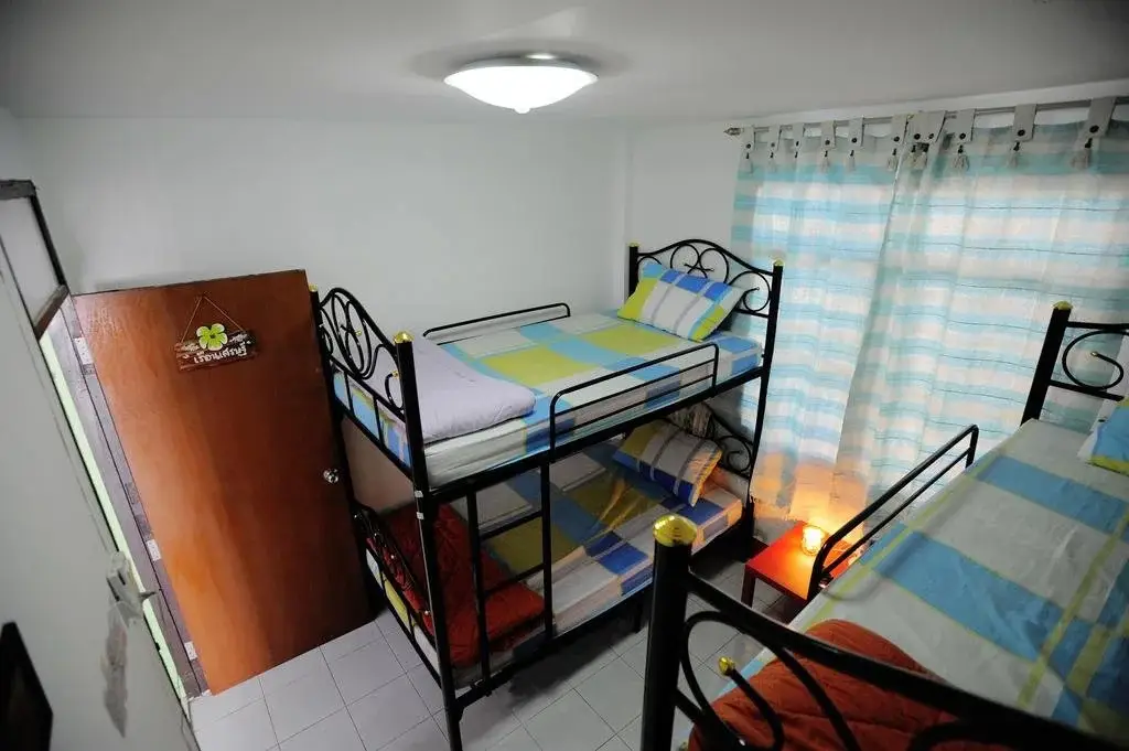 Бангкок: Moments in Bangkok Hostel