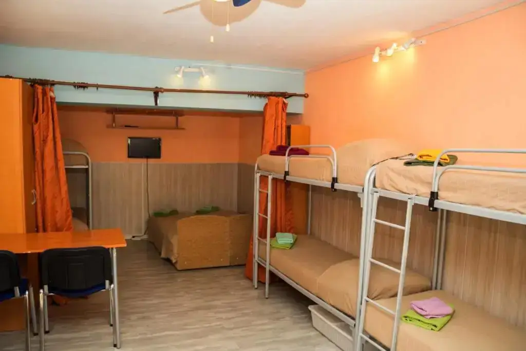 Санкт-Петербург: Меблированные комнаты Old Flat на Жуковского