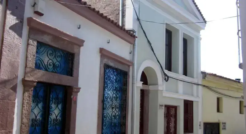 Айвалык: Paydos Tatil Evi