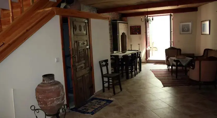 Айвалык: Paydos Tatil Evi