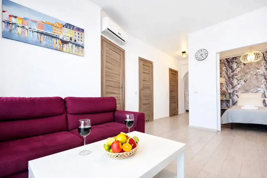 Апартаменты ApartMari Бизнес-класса у Королевских ворот — фото 1