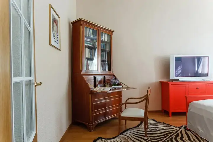 Санкт-Петербург: Апартаменты Antique byApartica