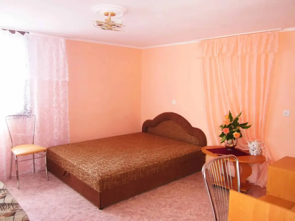 Рыбачье: Cottages Over the sea