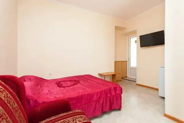 Рыбачье: Su-Mis Guest House