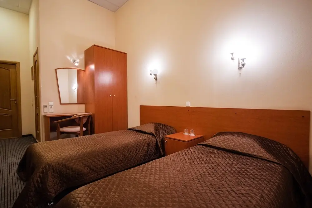 Санкт-Петербург: Nevsky 136 Guest House