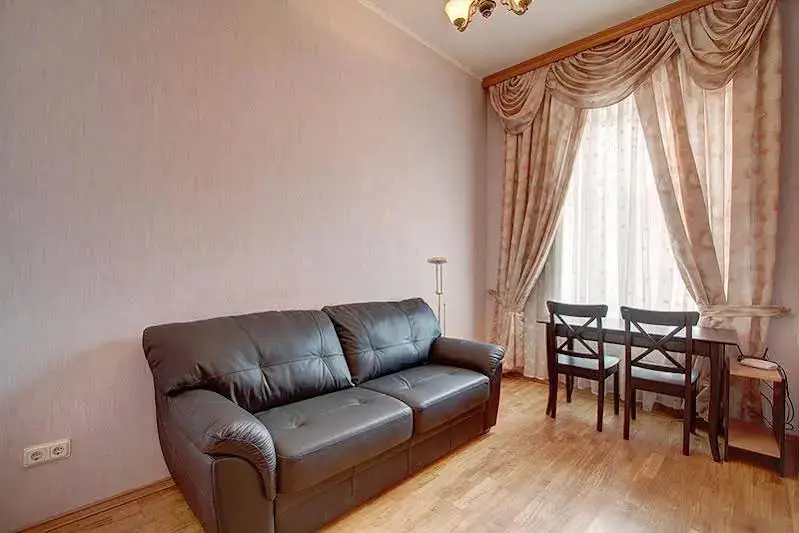 Санкт-Петербург: Stn Apartments Near Moskovsky Railway Station
