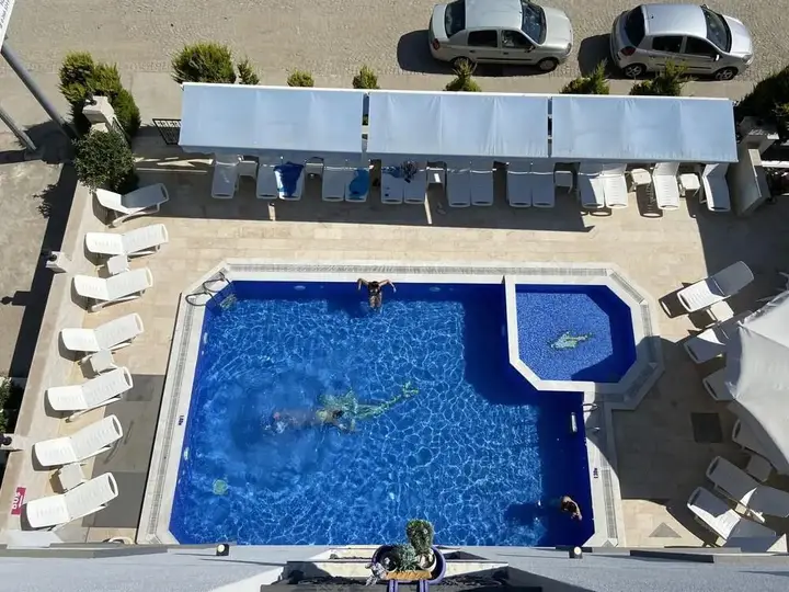 Айвалык: Nergiz Hotel