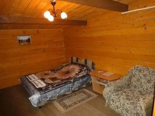 Каменномостский: Guesthouse Zhili-Byli