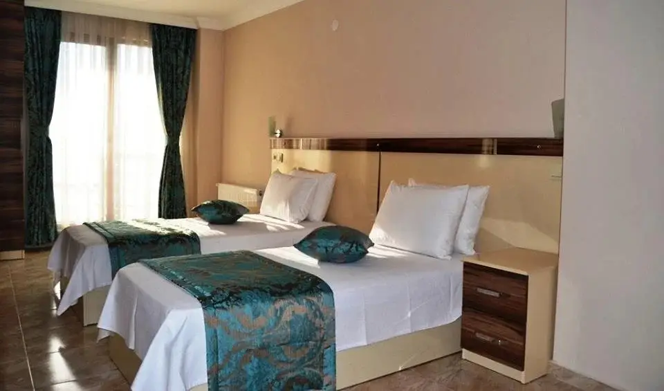 Эдремит: Anadolu Hotel