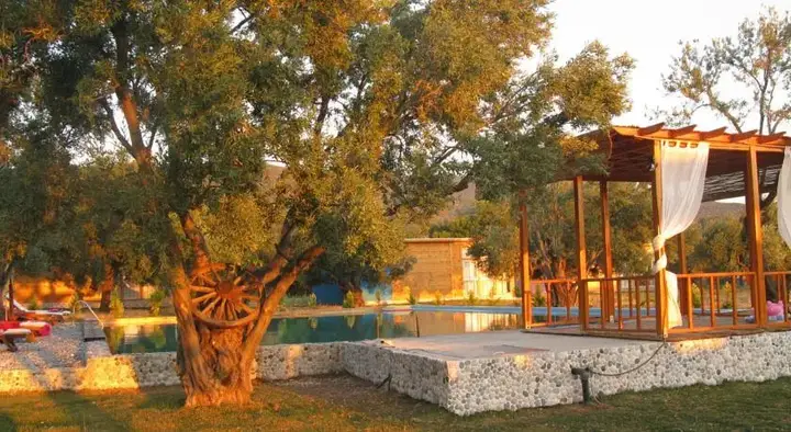 Дикили: Almondville Pergamon Bungalows