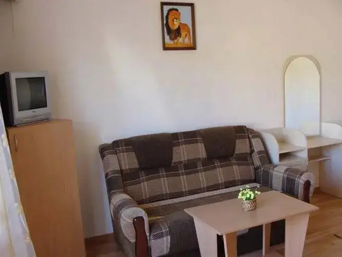 Рыбачье: Mini Hotel Lotos