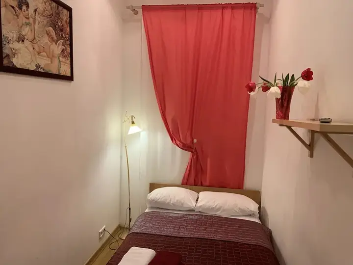 Москва: Artist hostel na Baumanskoy 35
