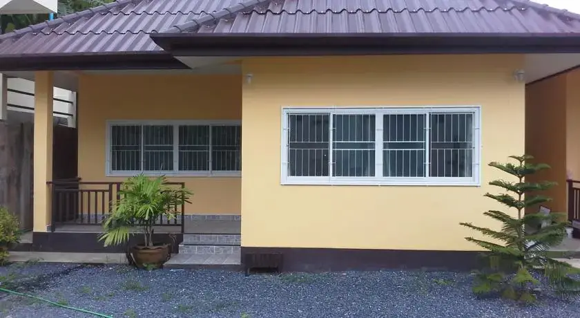 Kleines Haus Karon Beach Phuket — фото 1