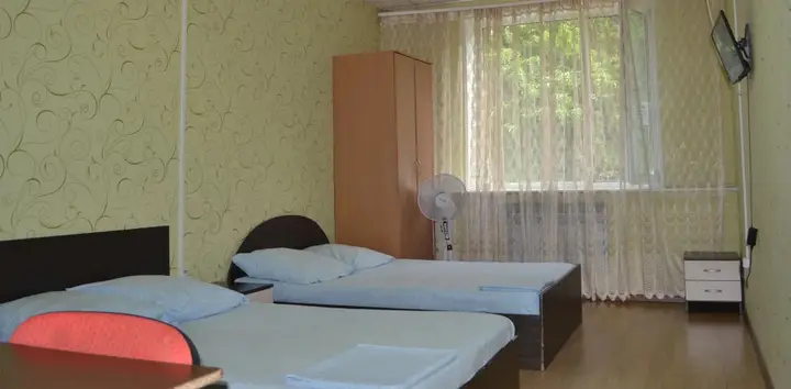 Находка: Hotel "Nakhimov"
