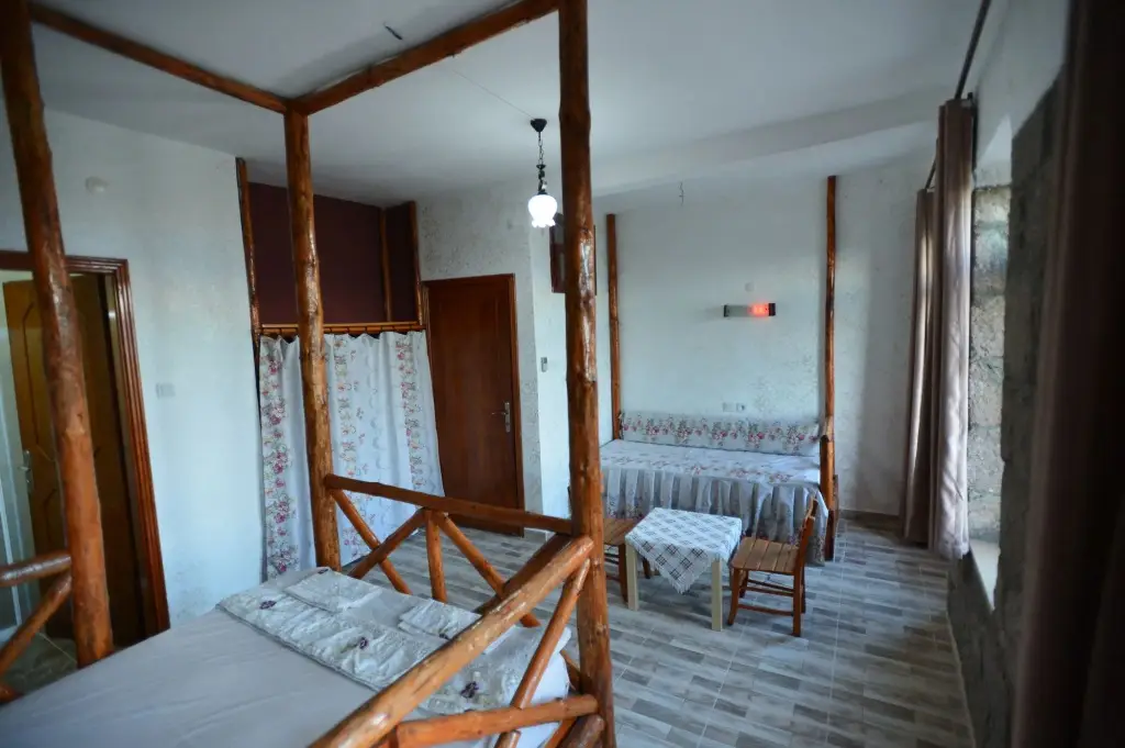 Коюневи: Berceste Hotel