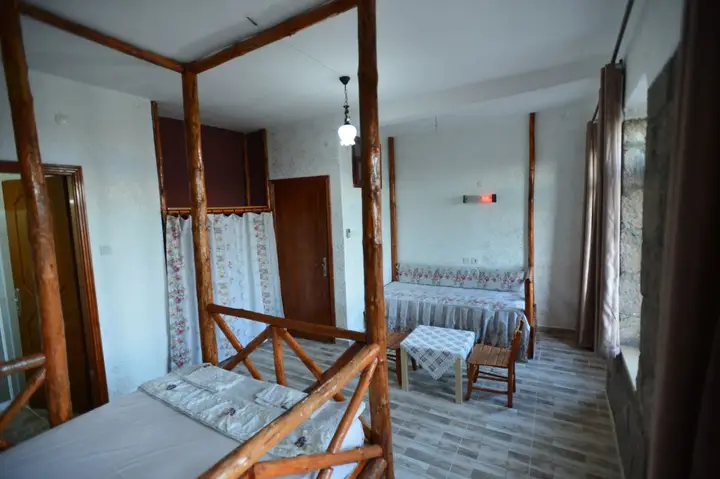 Коюневи: Berceste Hotel