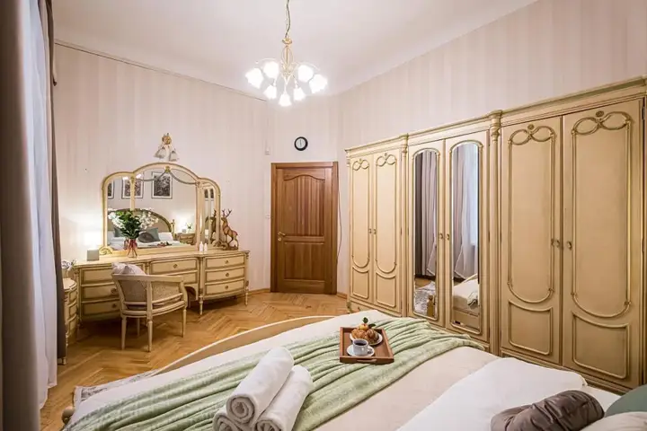 Shiryayevo: GMApartments (ДжиЭмАпартментс) на бульваре Никитский 12