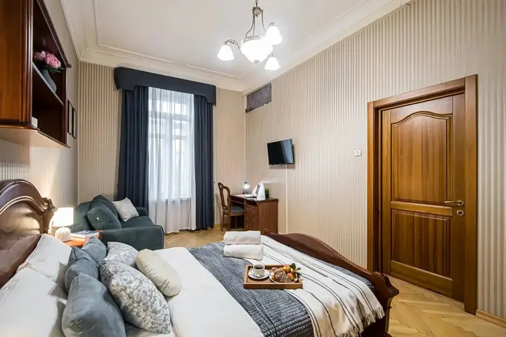 Shiryayevo: GMApartments (ДжиЭмАпартментс) на бульваре Никитский 12