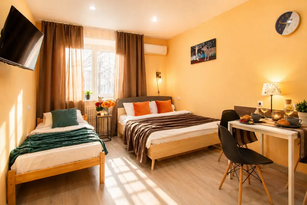 Воронеж: Апартаменты Room-Room Кировский 3