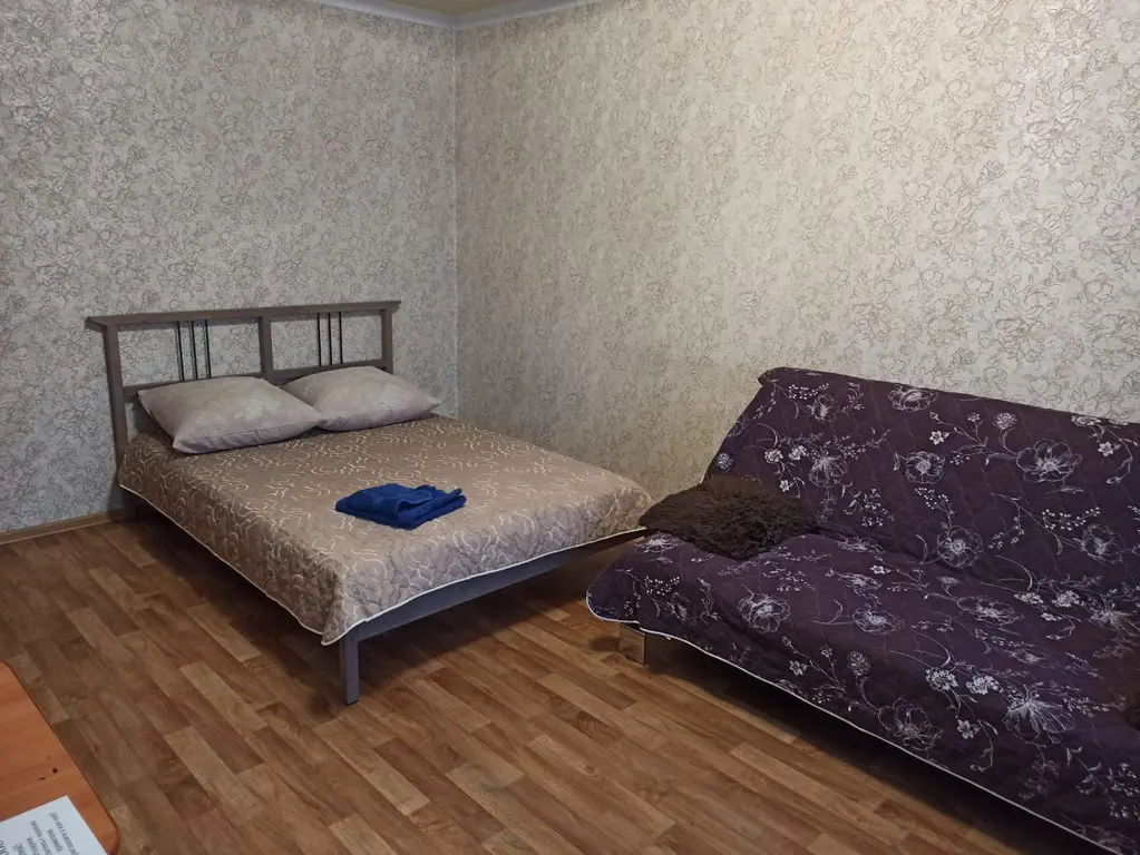 Кызыл: Апартаменты на Калинина 12