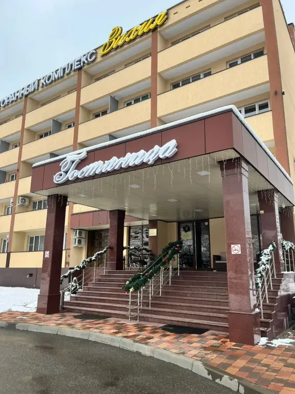 Гостинично-ресторанный комплекс ЗИХИЯ — фото 1
