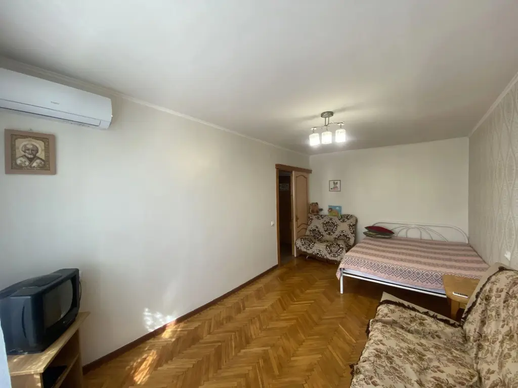 Геленджик: Апартаменты 281 Грибоедова 25