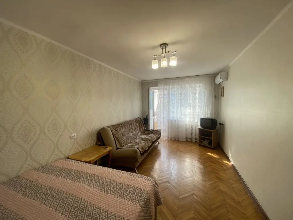 Геленджик: Апартаменты 281 Грибоедова 25
