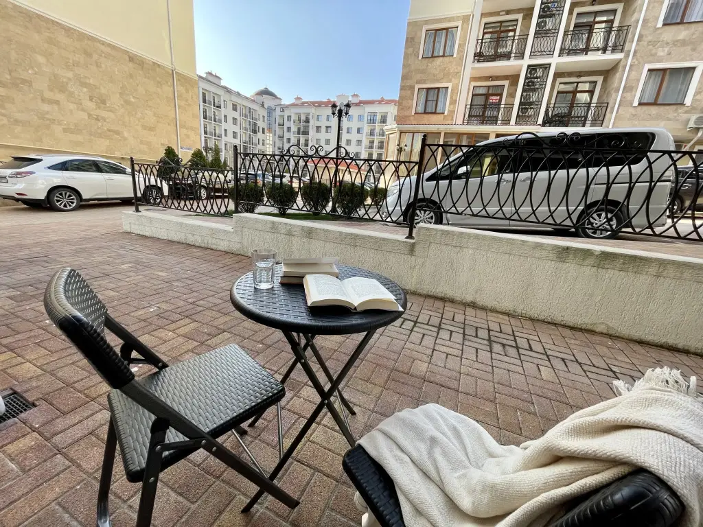 Геленджик: Апартаменты Двухэтажные в Стиле Гранж от Home Group