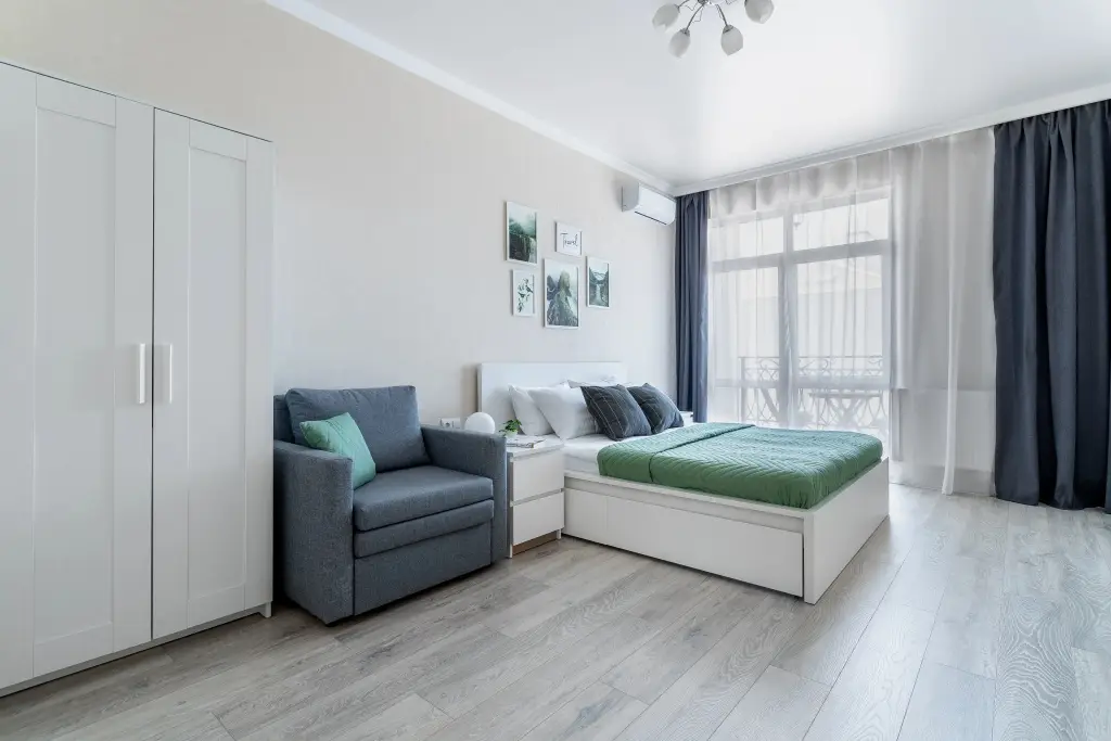Апартаменты с Балконом  Первая Береговая Линия Летний Бассейн от Home Group — фото 1