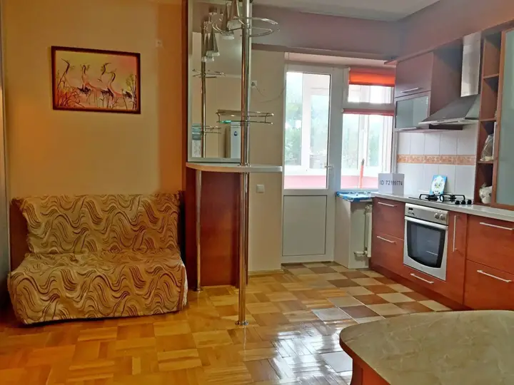 Геленджик: Апартаменты 098 Курзальная 19