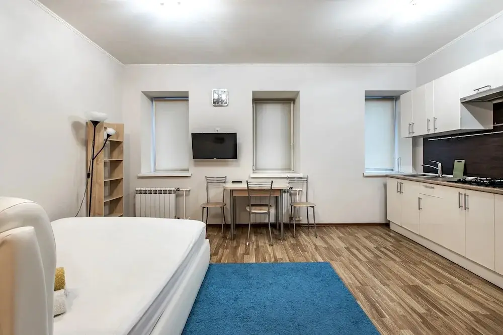 Sukhaparina: Apartment near New Holland