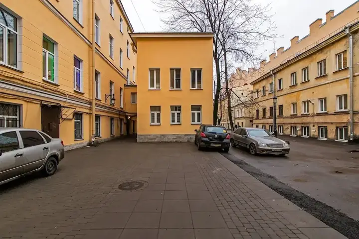 Sukhaparina: Apartment near New Holland