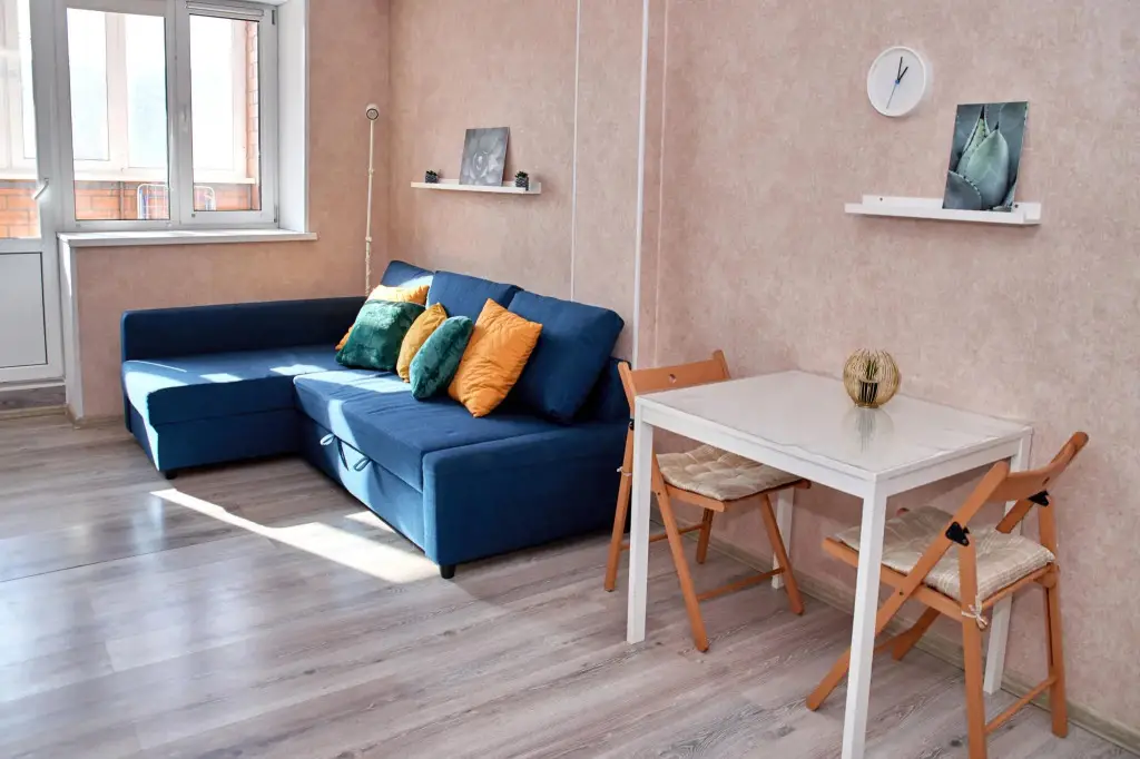 Владивосток: Viahome (Виахоум) на улице Толстого