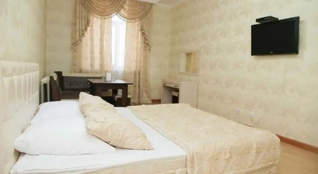 Астана: Real Hotel