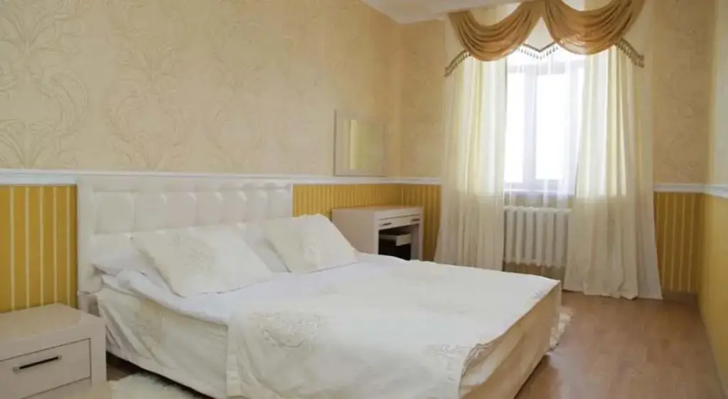 Астана: Real Hotel