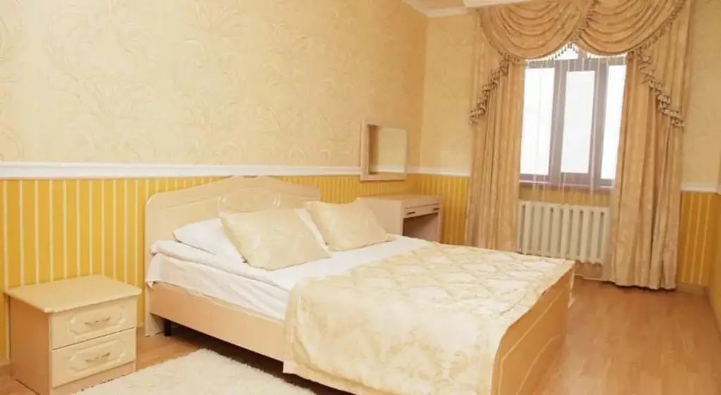 Астана: Real Hotel