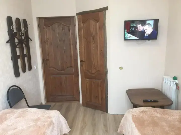 Янишполе: Motel Prival