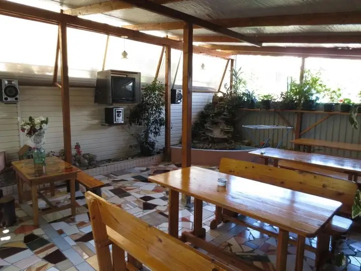 Вардане: Guest House Y Raisy