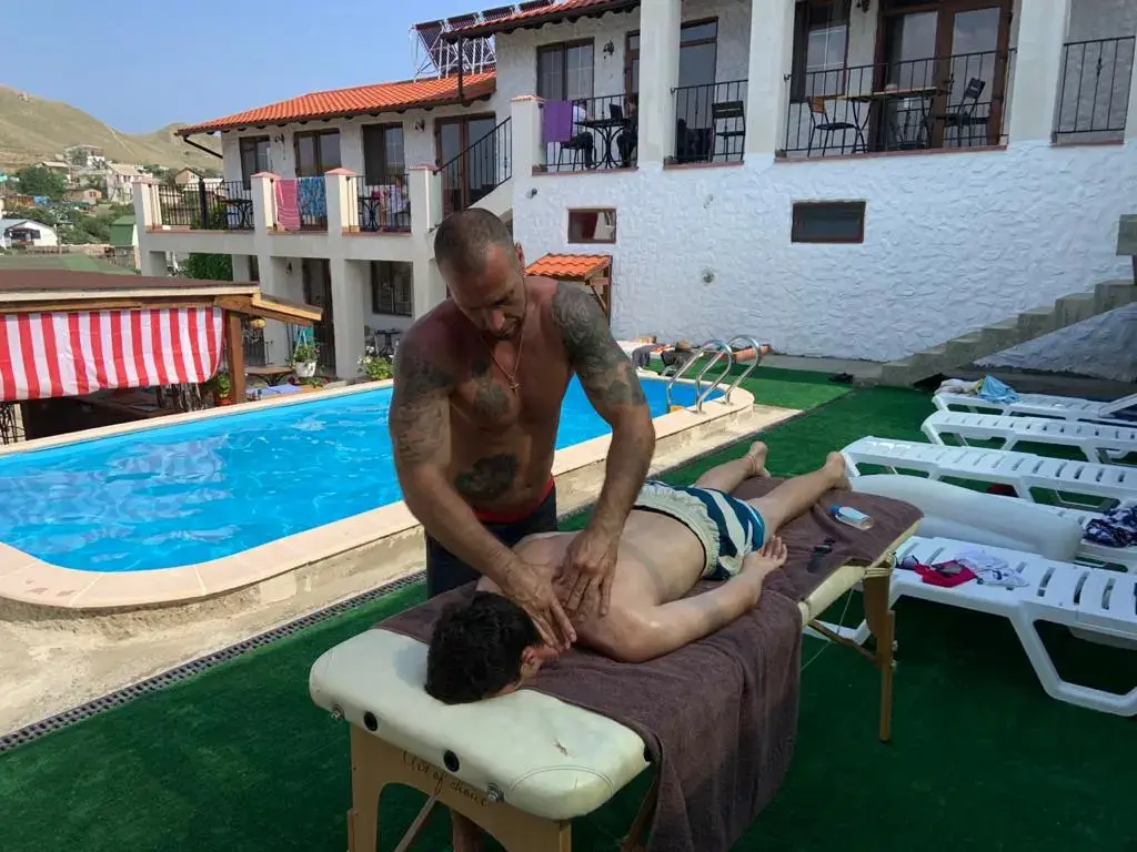 Орджоникидзе: Гостевой дом Villa Monte Mare