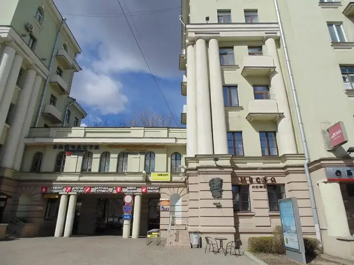 Минск: Apartment on Nezavisimosti 43