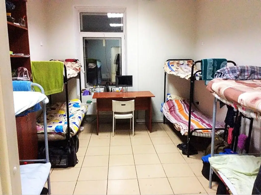 Санкт-Петербург: Hostel On Tkachey 6