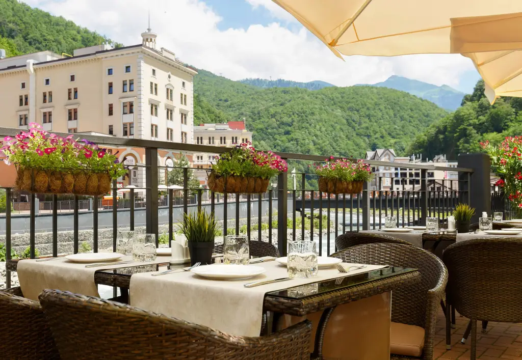 Эсто-Садок: Отель Park Inn by Radisson Rosa Khutor 