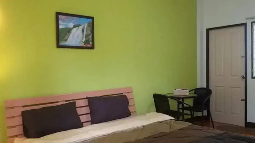 Сакон Накхон: C N Residence