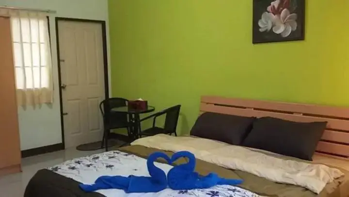Сакон Накхон: C N Residence
